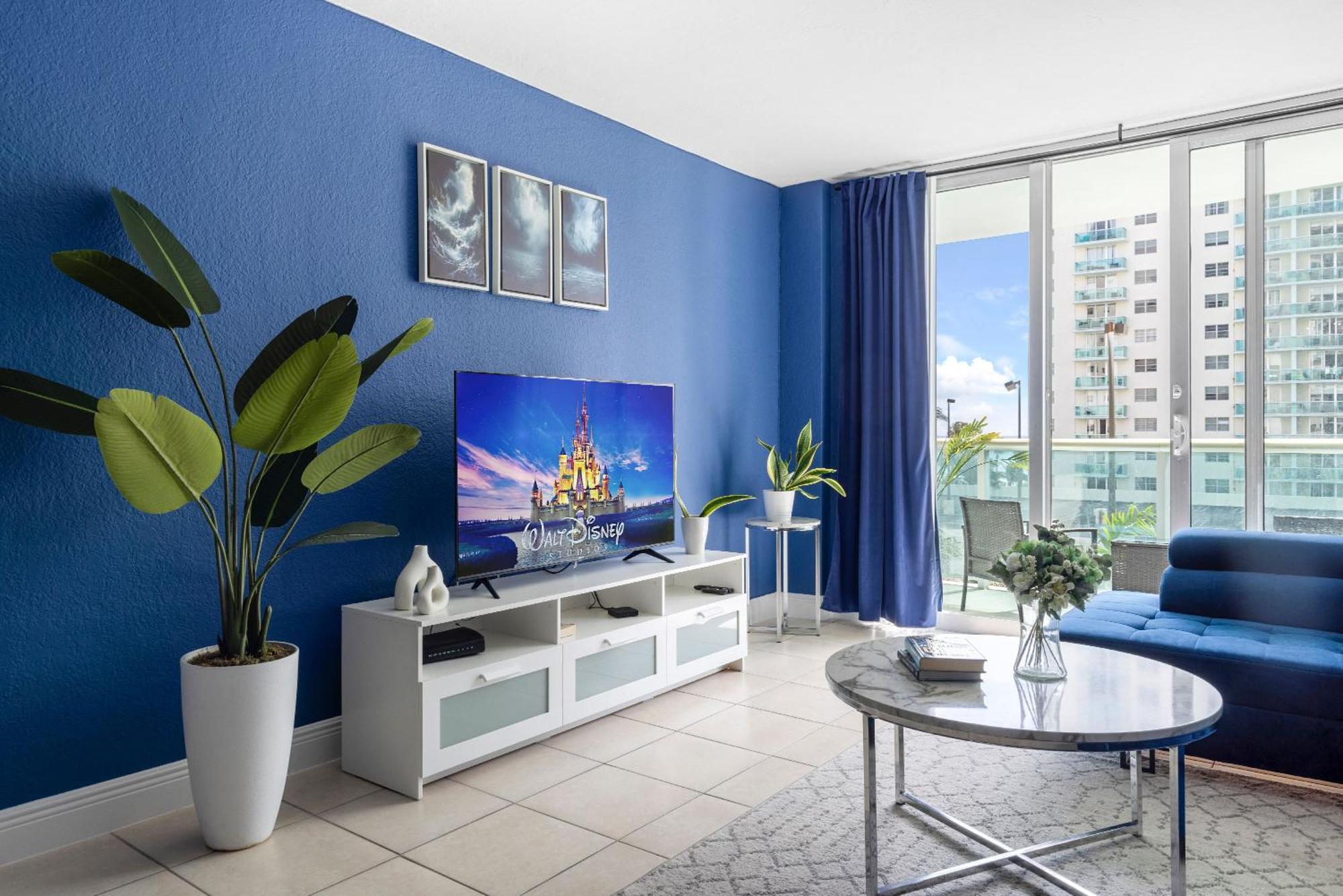 Modern 1 Bdr Oceanview With Direct Beach Access! Hollywood Bagian luar foto